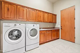 1547 S Walnut Spring Pl, Green Valley, AZ 85614 - Photo 30