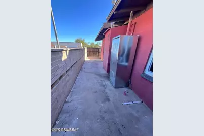 2528 N Fontana Avenue, Tucson, AZ 85705 - Photo 10