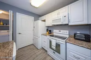 5751 N Kolb Rd, Tucson, AZ 85750 - Photo 8