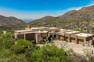 3979 W Cayton Mountain Dr, Marana, AZ 85658 - Photo 2