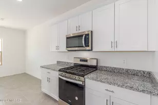 5978 E Jayden Ln, Tucson, AZ 85756 - Photo 10