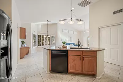 62085 E Amberwood Drive, Saddlebrooke, AZ 85739 - Photo 12