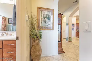 2007 W Cactus Run Dr, Green Valley, AZ 85622 - Photo 36