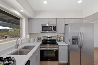 4760 N Paseo De Los Rancheros, Tucson, AZ 85745 - Photo 12