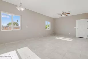 374 W Elvira Rd, Tucson, AZ 85756 - Photo 16