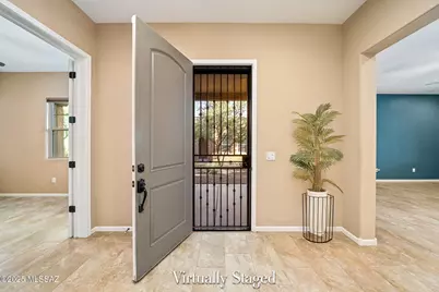 13265 N Chiracahua Peak Drive, Oro Valley, AZ 85755 - Photo 4