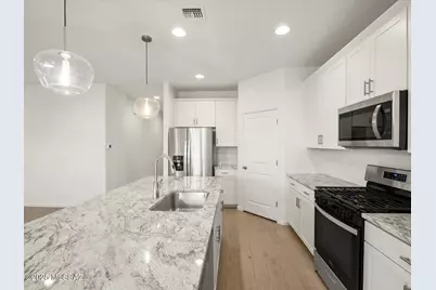 8263 S Clara Roberts Way, Tucson, AZ 85747 - Photo 2