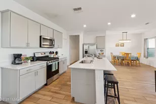 3596 N Kellen Cyn Ct, Tucson, AZ 85745 - Photo 30