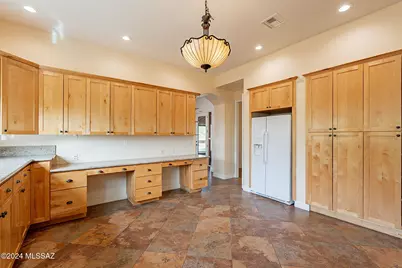 851 E Florida Saddle Court, Green Valley, AZ 85614 - Photo 6