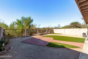 5758 W King Snake, Tucson, AZ 85742 - Photo 2