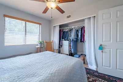 933 E Mesquite Drive, Tucson, AZ 85719 - Photo 16