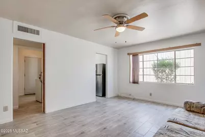 1330 E Broadway Boulevard, Tucson, AZ 85719 - Photo 6