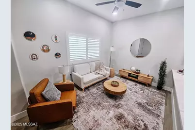 2030 E River Road #201, Tucson, AZ 85718 - Photo 2