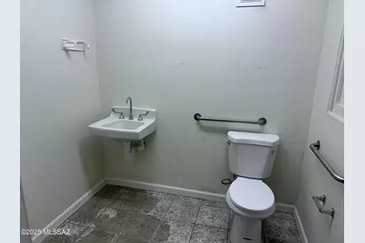 860 W 4th Street, Benson, AZ 85602 - Photo 12