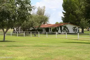 131-2 Amado Montosa Rd, Amado, AZ 85645 - Photo 18