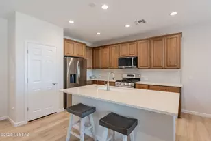 1820 N Banneker Ln, Green Valley, AZ 85614 - Photo 16