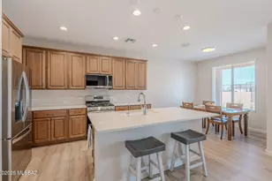 1820 N Banneker Ln, Green Valley, AZ 85614 - Photo 14