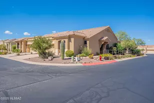 472 W Knotwood St, Green Valley, AZ 85614 - Photo 1