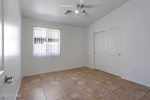 9562 E Shiloh St, Tucson, AZ 85748 - Photo 16