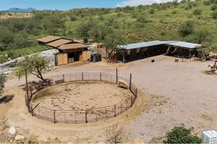 3197 N Edith Pl, Nogales, AZ 85621 - Photo 12