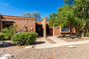 1721 W Dalehaven Cir, Tucson, AZ 85704 - Photo 2