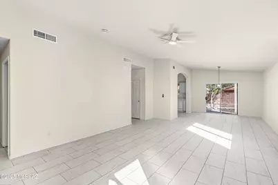 2202 W Burlwood Way, Tucson, AZ 85745 - Photo 8
