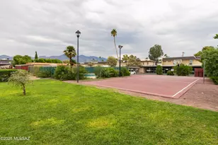 1585 E Prince Rd, Tucson, AZ 85719 - Photo 32