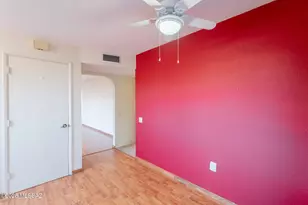 939 S Las Lomas Cir, Green Valley, AZ 85614 - Photo 16