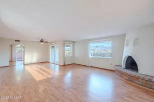 939 S Las Lomas Cir, Green Valley, AZ 85614 - Photo 6