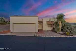 939 S Las Lomas Cir, Green Valley, AZ 85614 - Photo 1