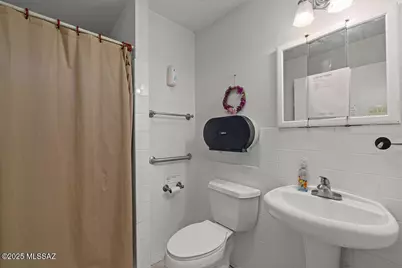6301 E Calle De San Alberto, Tucson, AZ 85710 - Photo 12