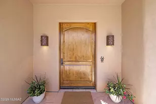 1504 N Desert Trumpet Ct, Tucson, AZ 85745 - Photo 4