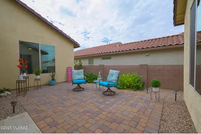 14037 E Cariole Street, Vail, AZ 85641 - Photo 10