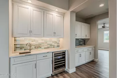 2333 E Copper Valley Way, Green Valley, AZ 85614 - Photo 12