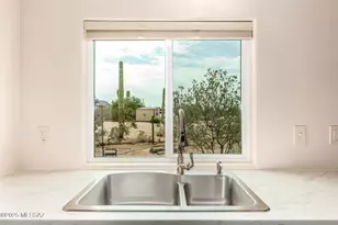 6181 N Bobcat Ln, Tucson, AZ 85743 - Photo 10