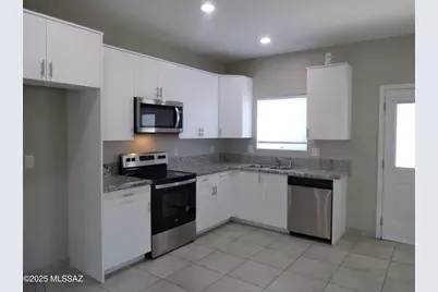 1699 S San Antonio Drive, Tucson, AZ 85713 - Photo 6