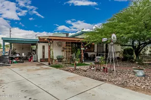 8010 E 18th Pl, Tucson, AZ 85710 - Photo 2