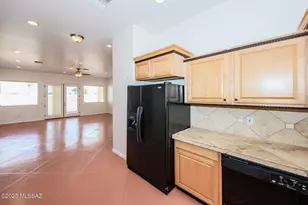 7411 E Poinciana Pl, Tucson, AZ 85730 - Photo 12