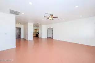 7411 E Poinciana Pl, Tucson, AZ 85730 - Photo 8