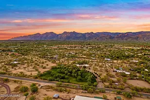 8959 E Woodland Rd, Tucson, AZ 85749 - Photo 36