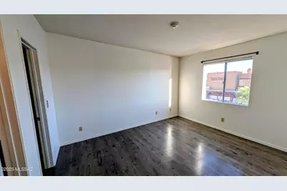 1810 E Blacklidge Drive #4224, Tucson, AZ 85719 - Photo 6