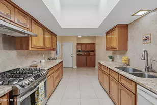 3938 S Placita De La Moneda, Green Valley, AZ 85622 - Photo 10