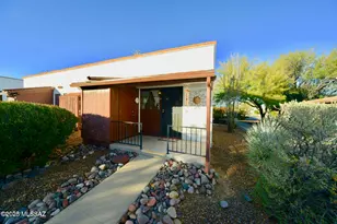 401 W Esperanza Blvd, Green Valley, AZ 85614 - Photo 6