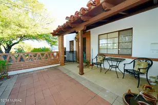 401 W Esperanza Blvd, Green Valley, AZ 85614 - Photo 4