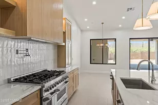 3721 W Ironwood Hill Dr, Tucson, AZ 85745 - Photo 16