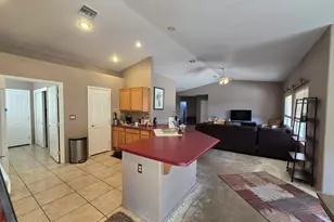 924 E Saguaro Dr, Pearce, AZ 85625 - Photo 12