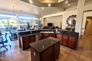 13816 N Topflite Dr, Oro Valley, AZ 85755 - Photo 16