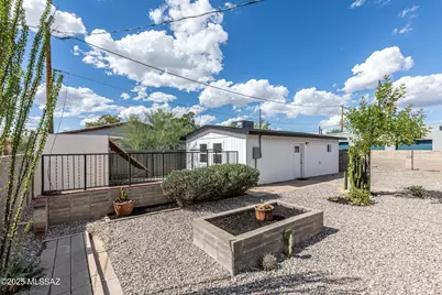 1143 N Santa Rosa Avenue, Tucson, AZ 85712 - Photo 8