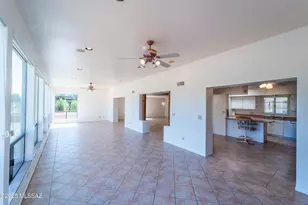 432 E Los Rincones, Green Valley, AZ 85614 - Photo 12