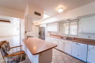432 E Los Rincones, Green Valley, AZ 85614 - Photo 16